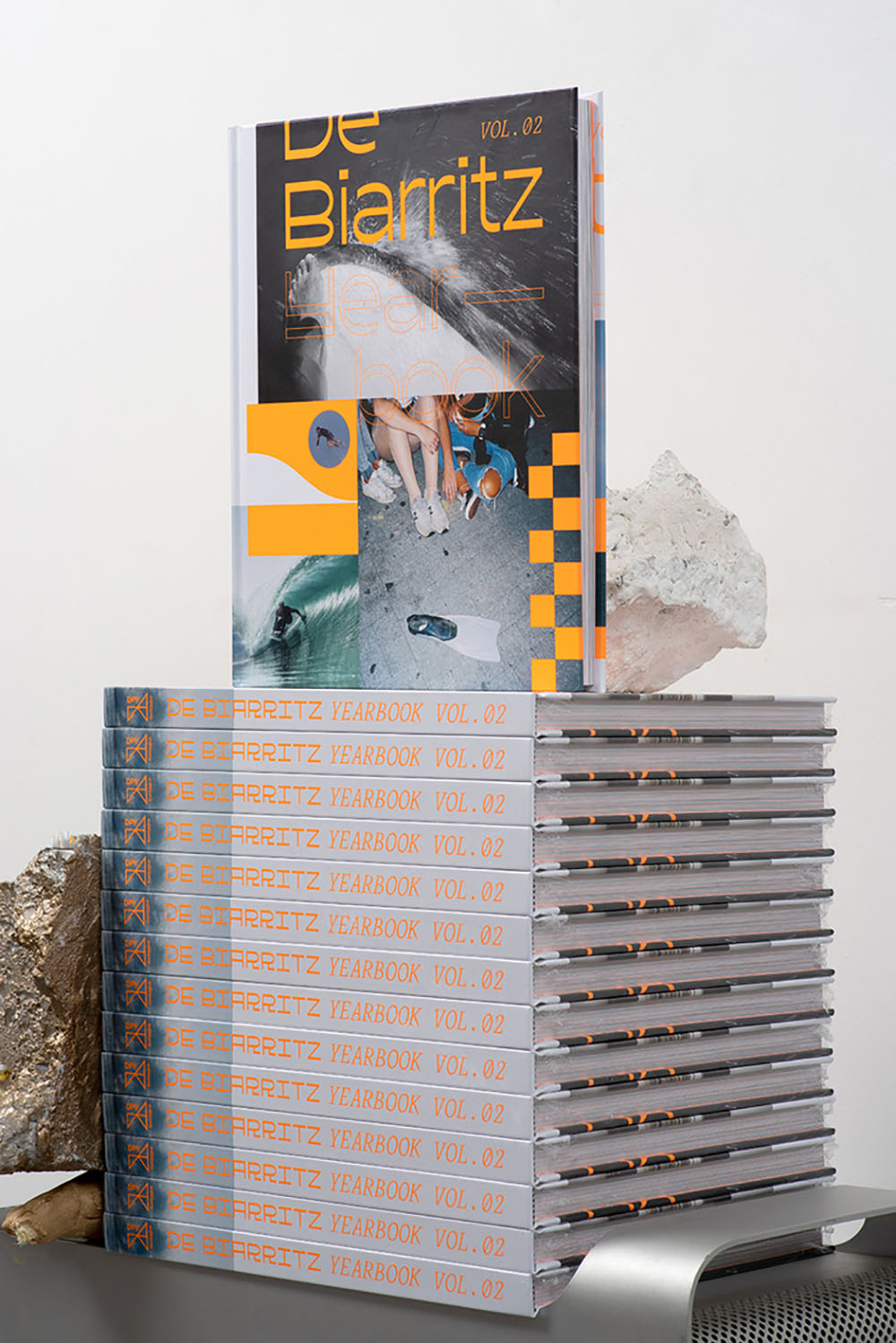 企業(yè)集團年鑒設(shè)計,英文年鑒設(shè)計案例欣賞