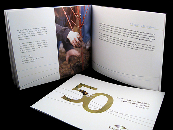 如何設(shè)計(jì)一本紀(jì)念相冊(cè)多少錢(qián)一本