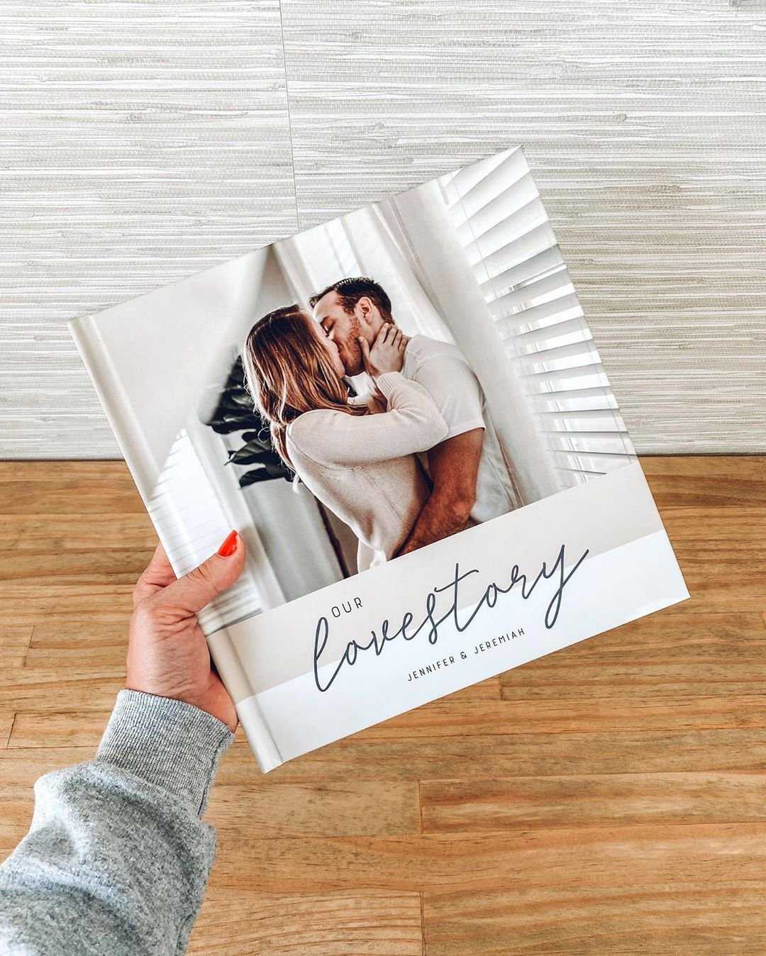 企業(yè)設計一本紀念冊模板