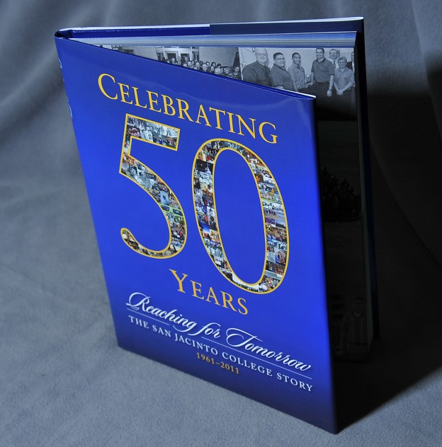 集團(tuán)設(shè)計紀(jì)念冊哪家好